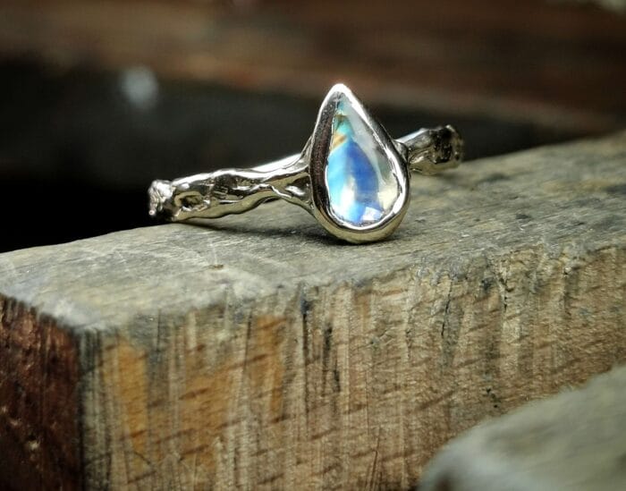 0649fc_48a1a0bbef9b4f358bc6de1cb4753358mv2.jpg Mėnulio magija - Image 1