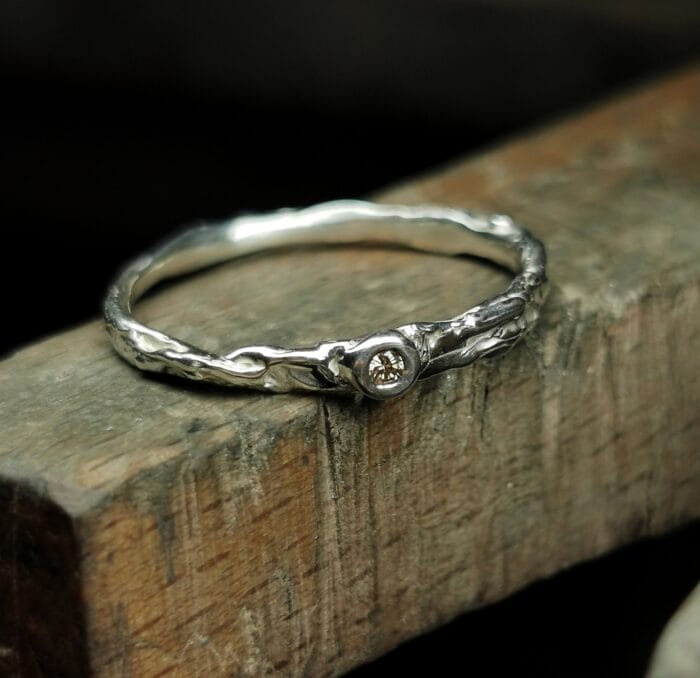 oznorCO Sidabrinis žiedas su mini šampaniniu deimantu - Image 1