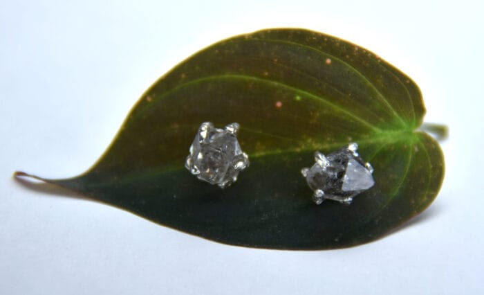 0649fc_58239f343f7c4197a11b3116b093df7amv2.jpg Herkimerio auskarai - Image 1