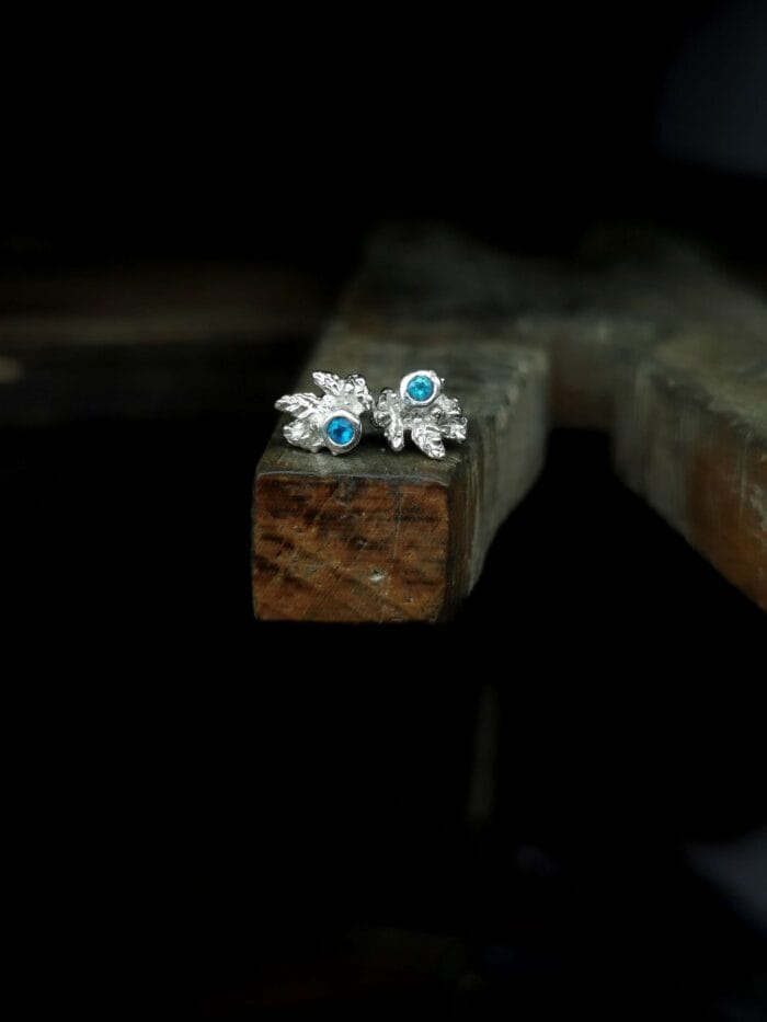 0649fc_5e905cdb1c864c48b4d5dc6bc9aa7ccfmv2.jpg Nedideli apatitų auskarai - Image 1