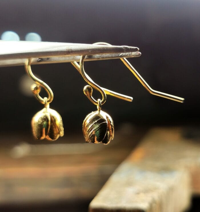 oznorCO Auksuotos tulpės – Paveikslėlis 1