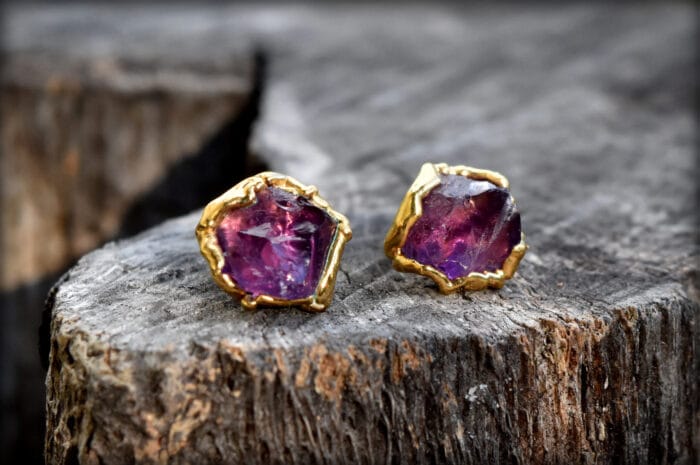 0649fc_9921cbc884064faaaea62b8a98dd220dmv2.jpg Auksuoti ametistų auskarai - Image 1