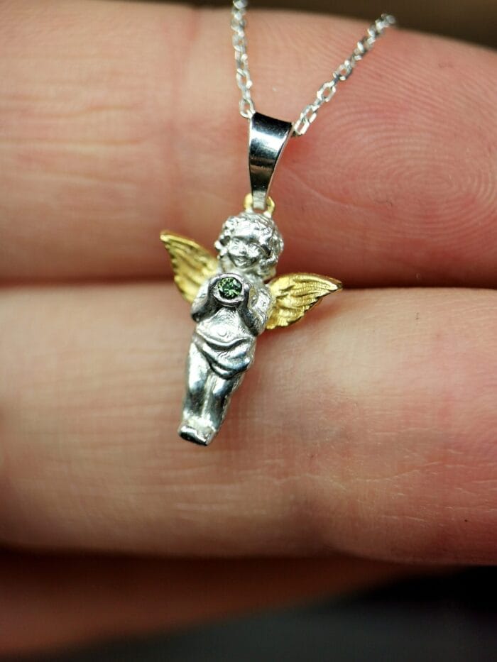 oznorCO Dangiškasis globėjas su žaliu deimantu - Image 1