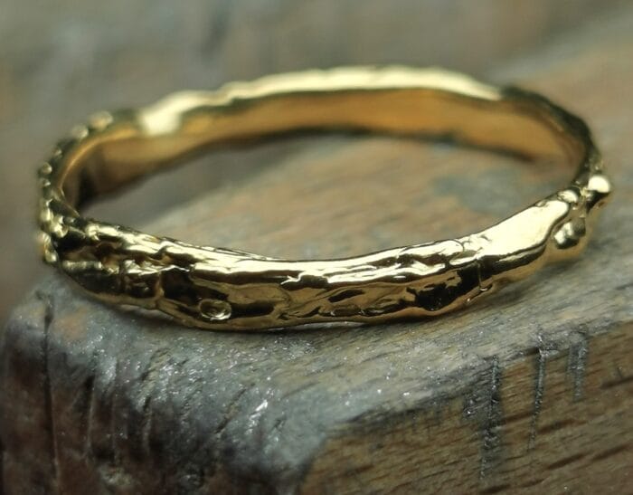 Organiškas sidabrinis žiedas dengtas auksu – Paveikslėlis 5