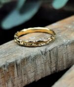 Organiškas sidabrinis žiedas dengtas auksu