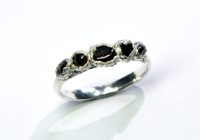 Granatų žiedas – Paveikslėlis 2