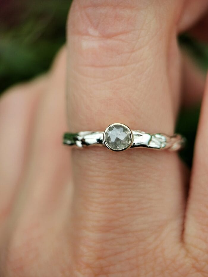 2025/09/IMG_20250911_135642_edit_98701809578167-scaled.jpg Šviesos šešėlis - Image 1