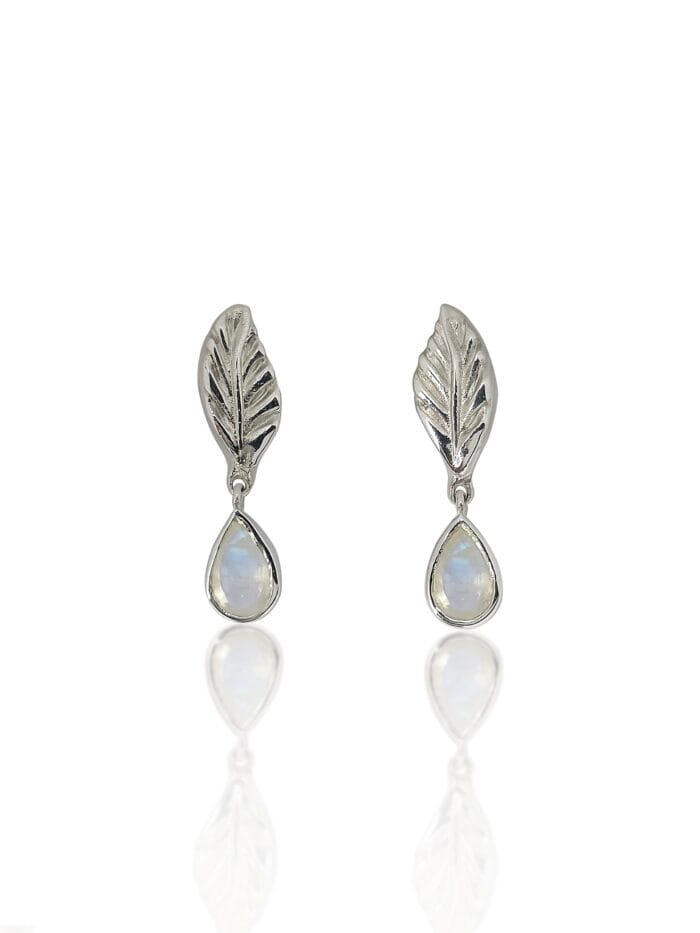 2025/12/12243-scaled.jpg Mėnulio lašai – Paveikslėlis 1